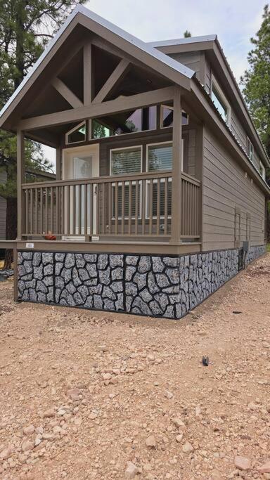 Cabin With A Mountain View 6B Williams Exterior photo